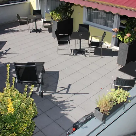 Altes Winzerhaus Hotel 3*