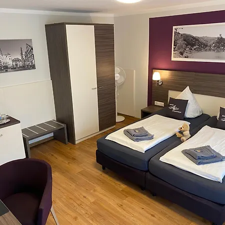 Altes Winzerhaus 3* Κόχεμ