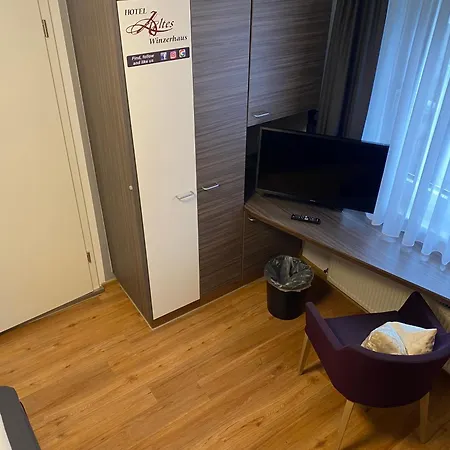 Ξενοδοχείο Altes Winzerhaus 3*