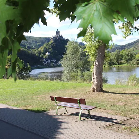 Hotel Altes Winzerhaus 3*