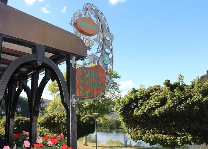 Altes Winzerhaus 科赫姆